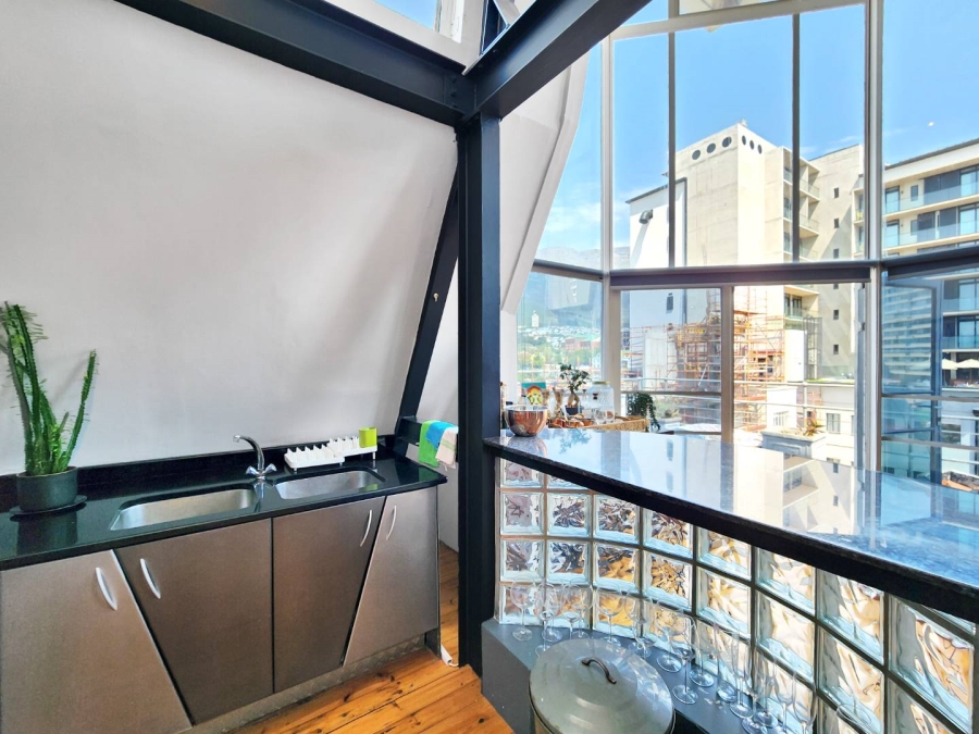 To Let 1 Bedroom Property for Rent in Cape Town City Centre Western Cape